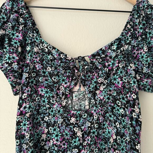 SO Womens Blue Floral Mini Dress Puff Sleeve Babydoll Keyhole Preppy Size Medium - Picture 7 of 7